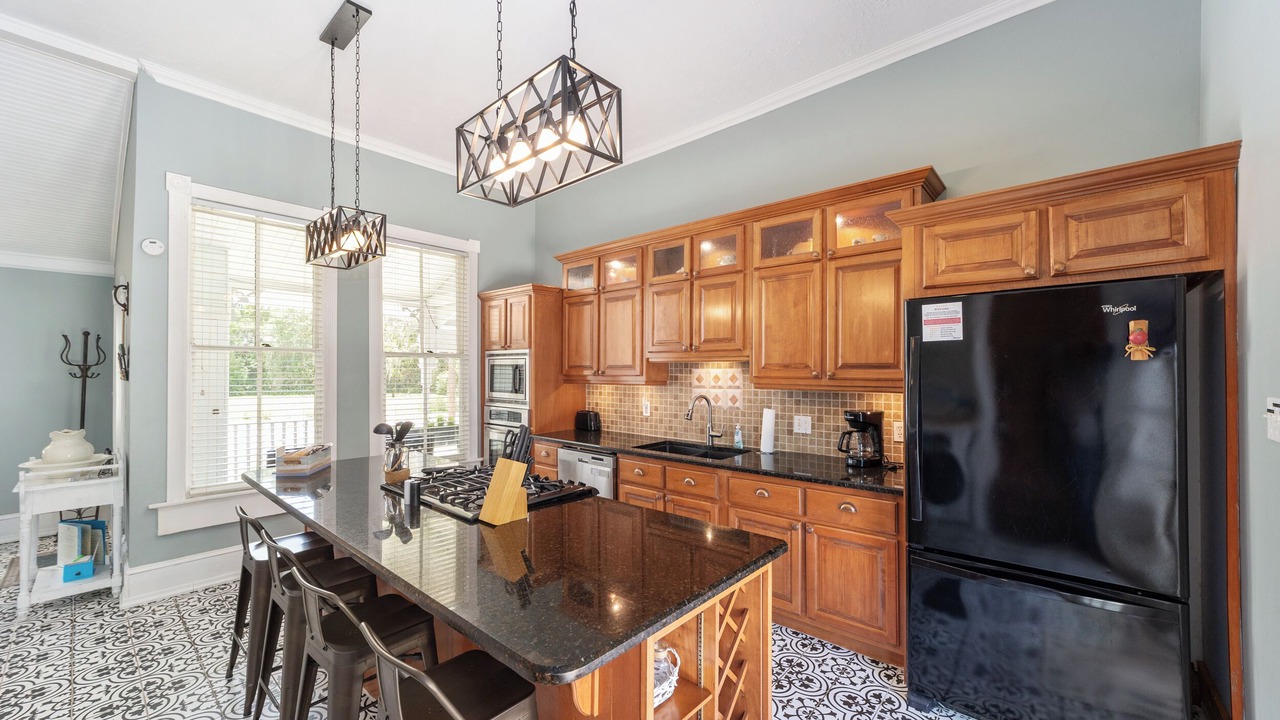 Photo of Kitchen in Historic District