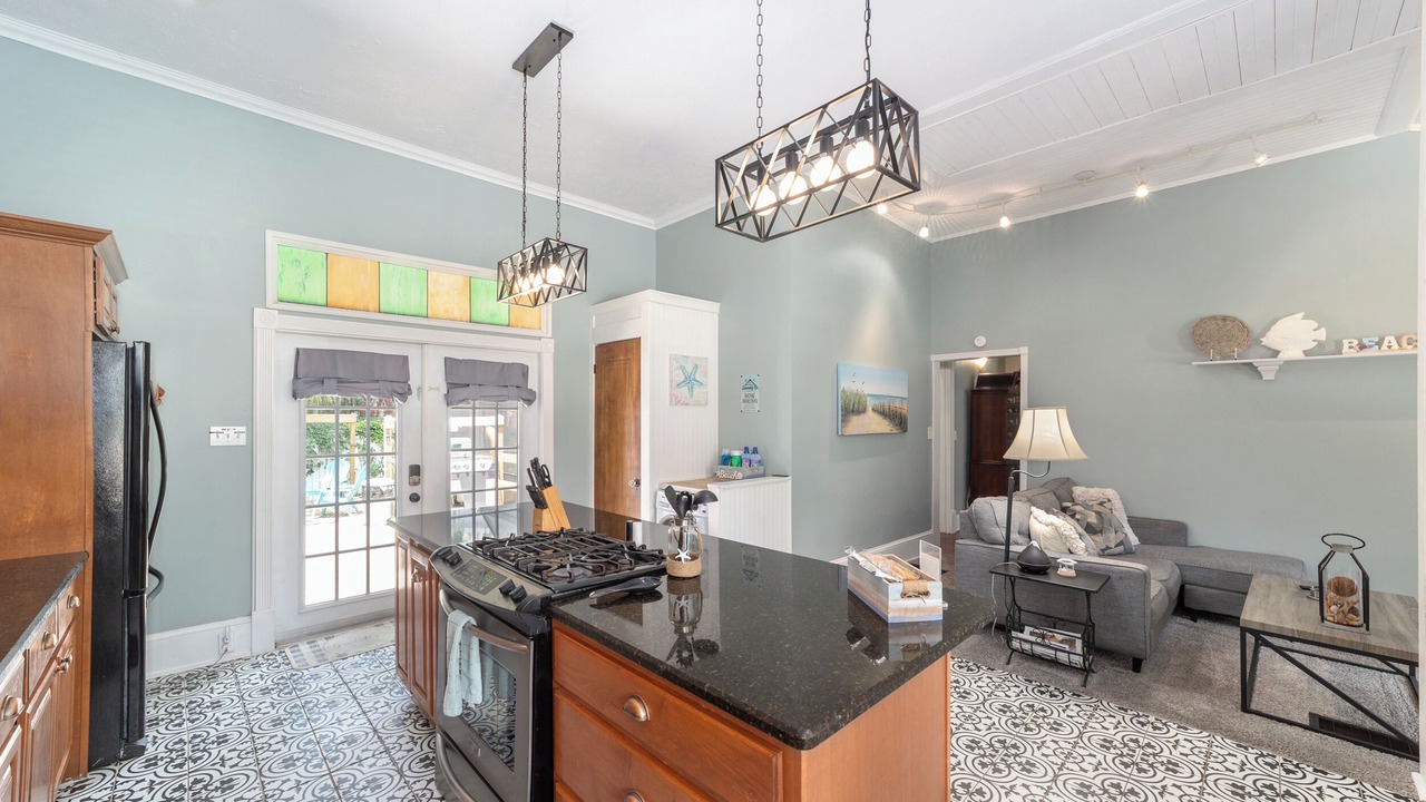 Photo of Kitchen in Historic District