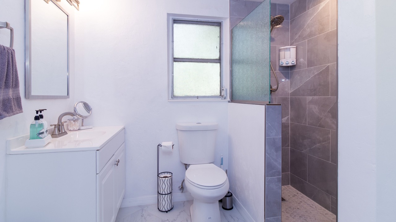 Photo of Bathroom in Duckpond