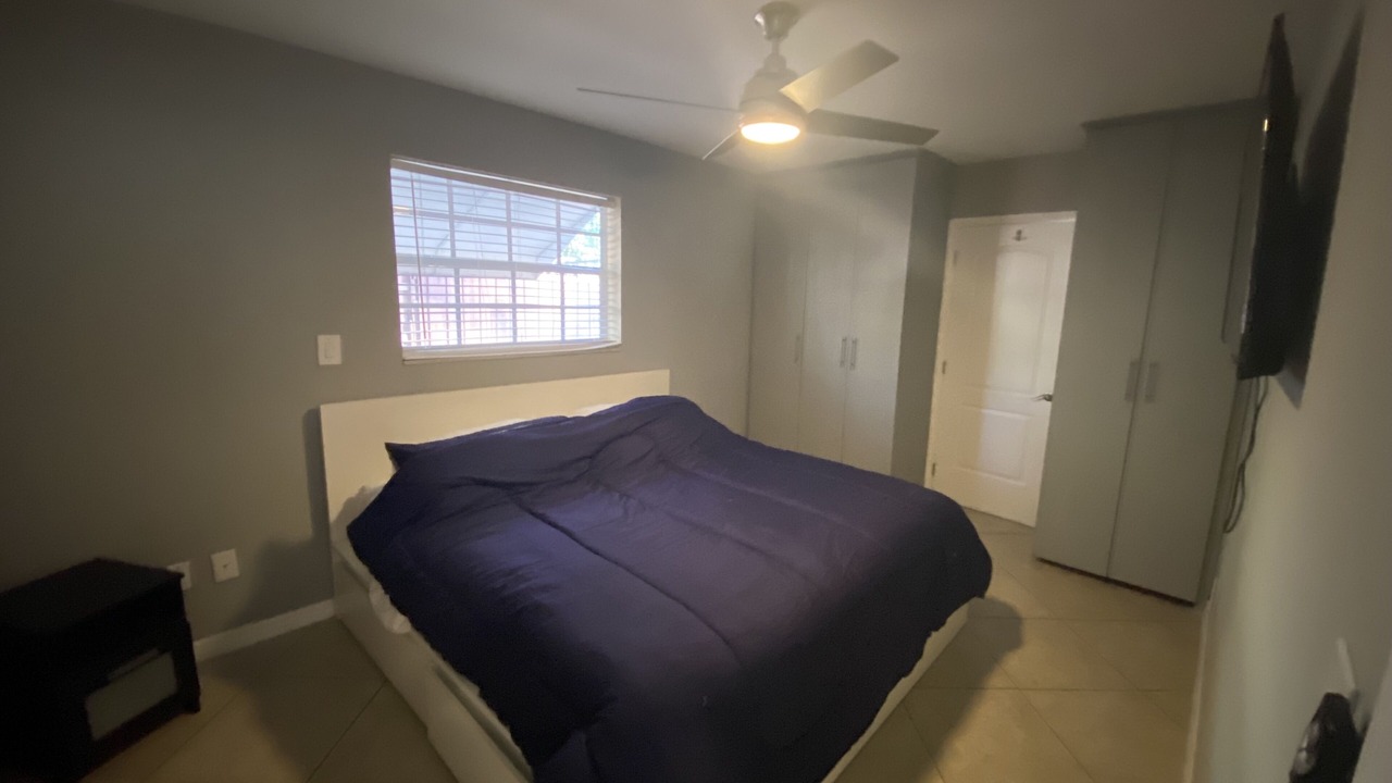Photo of Bedroom in North Central Hollywood