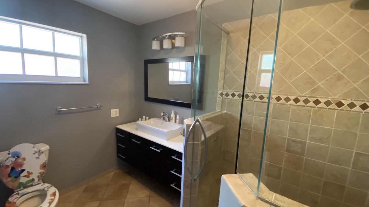 Photo of Bathroom in North Central Hollywood