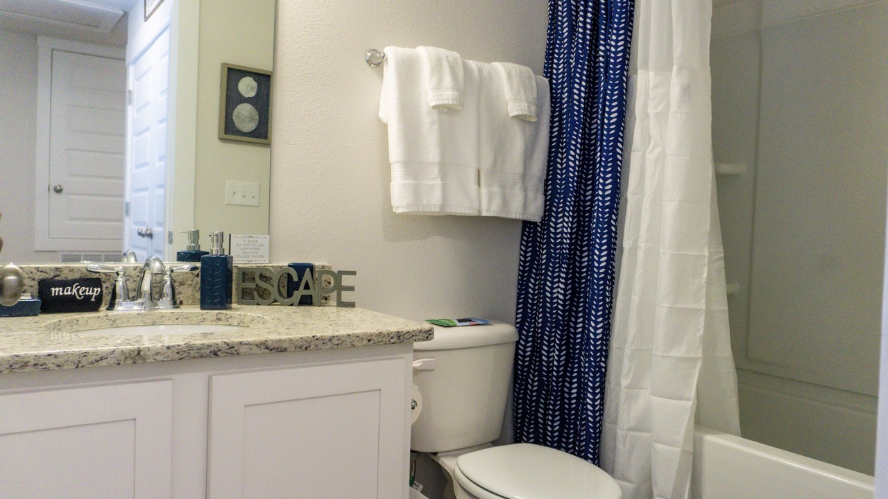 Photo of Bathroom in Pine Forest