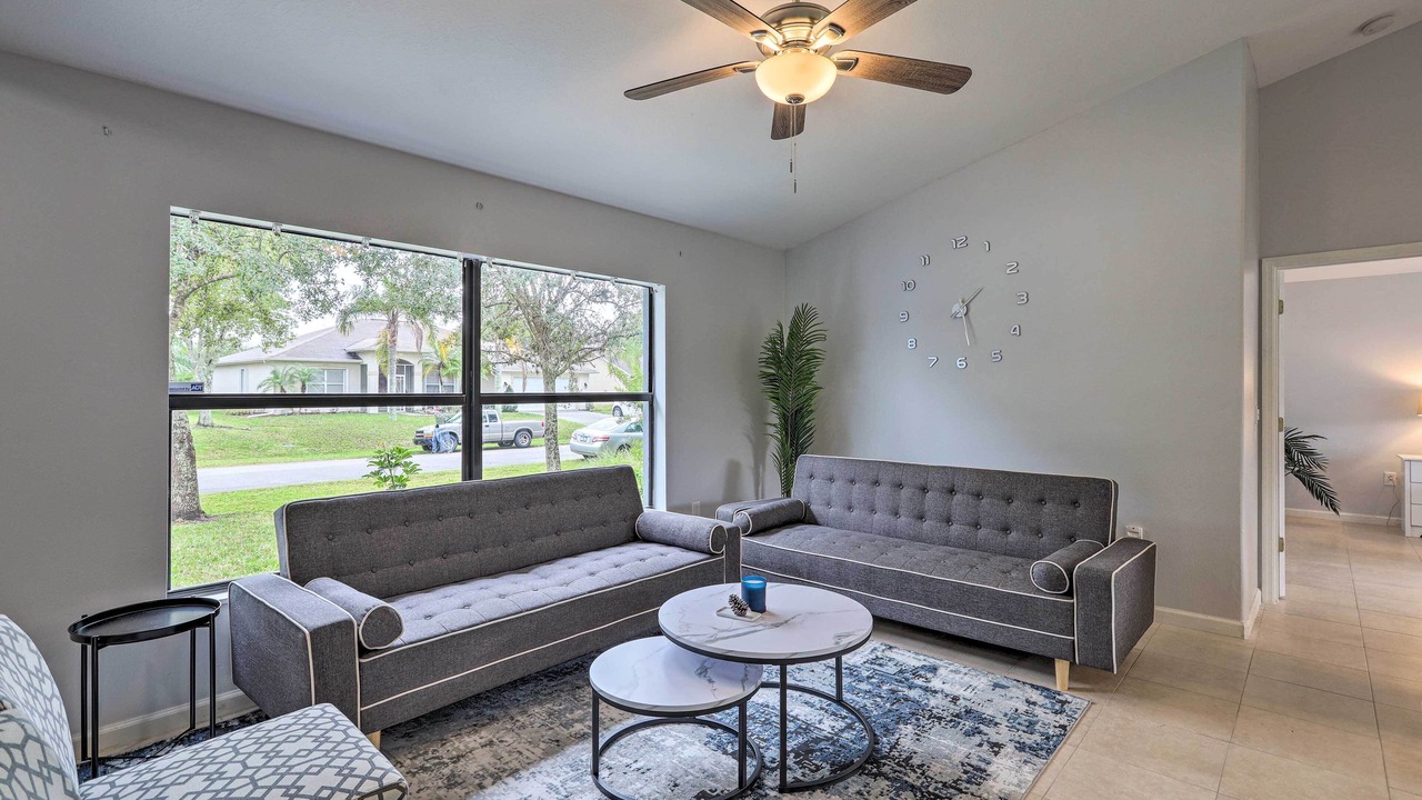 Photo of Bedroom in Interchange Square