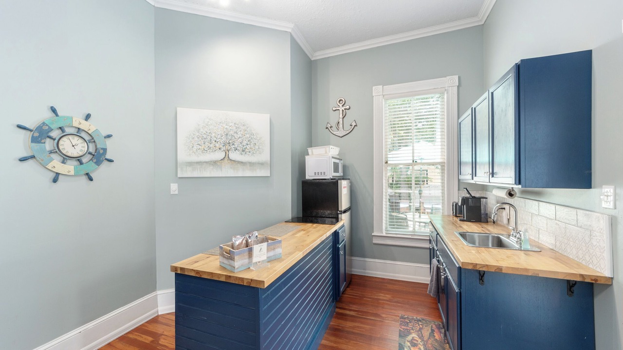 Photo of Kitchen in Historic District