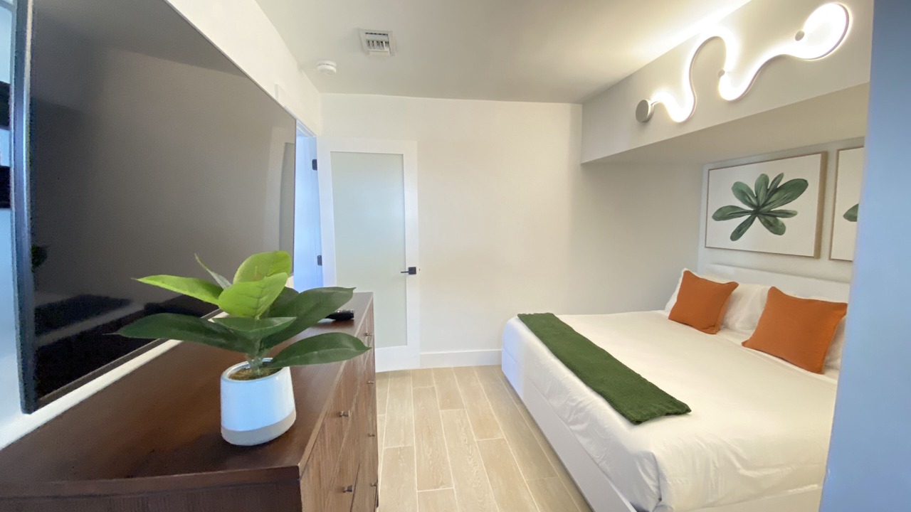 Photo of Bedroom in Tarpon River