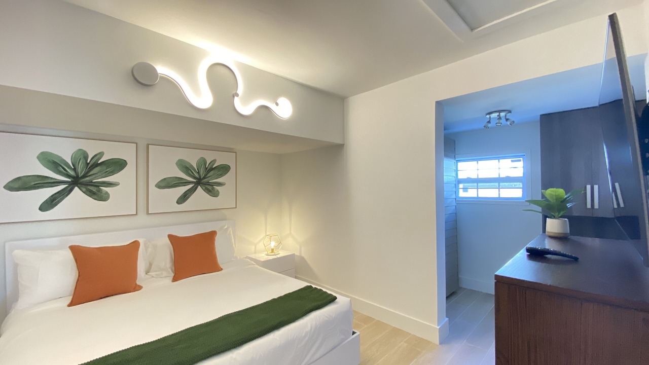 Photo of Bedroom in Tarpon River