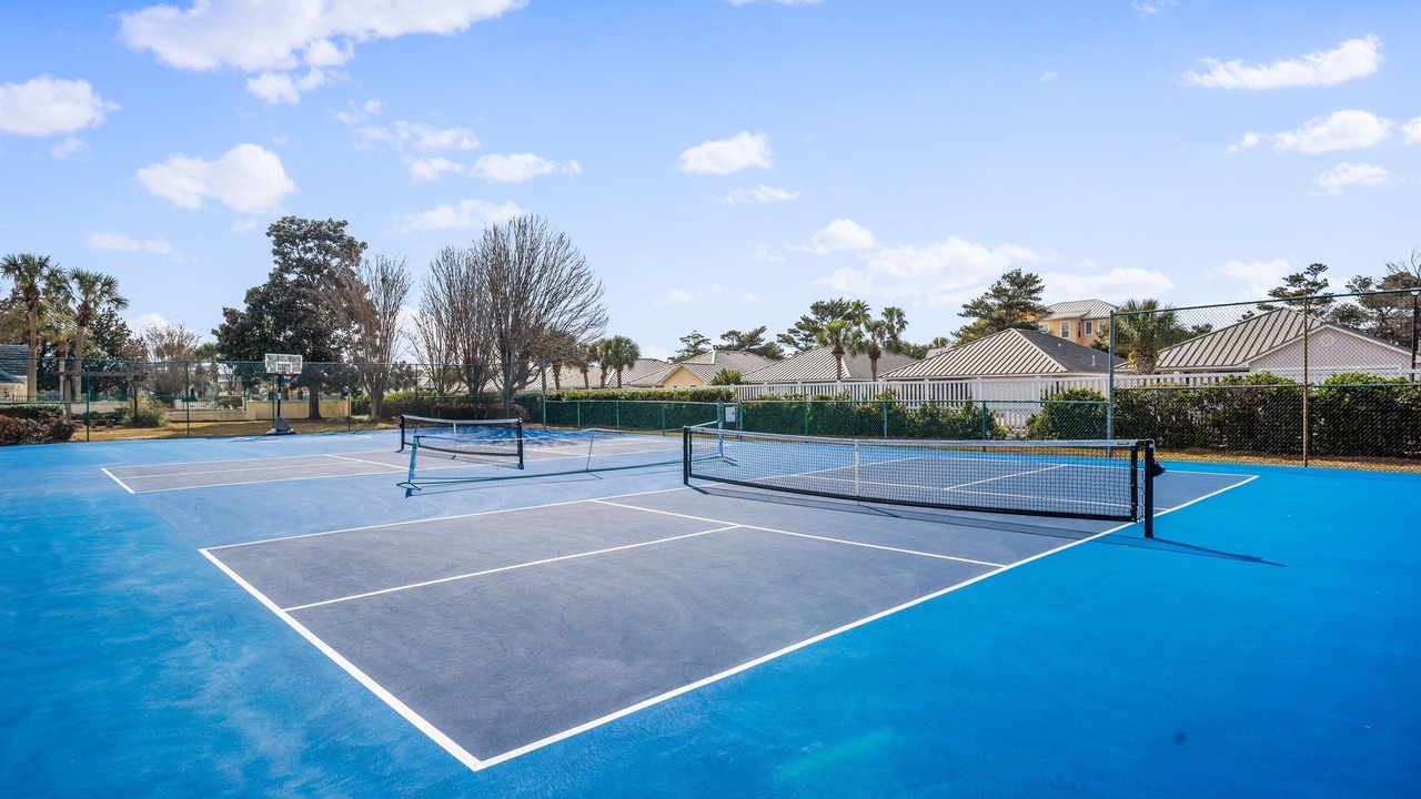 Photo of Others in Avalon Beach Estates