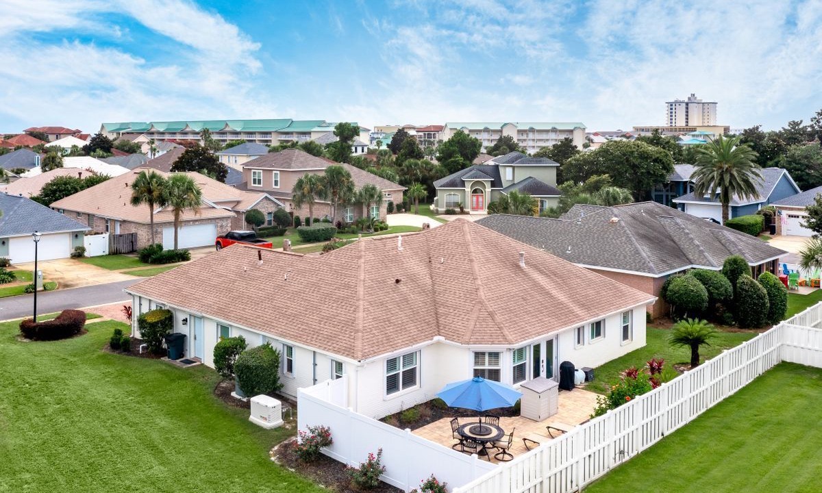 Photo of Others in Avalon Beach Estates