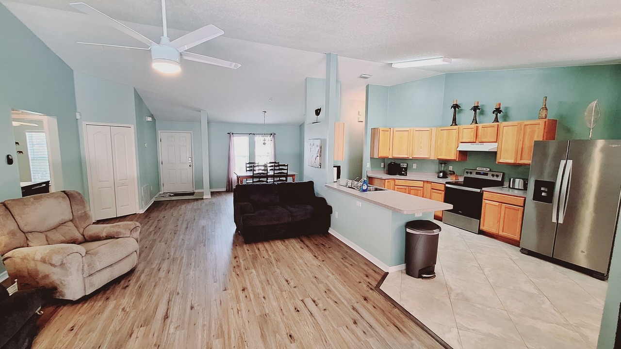 Photo of Livingroom in Sebastian Highlands