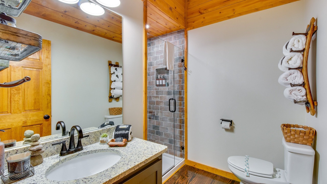 Photo of Bathroom in Clarkesville