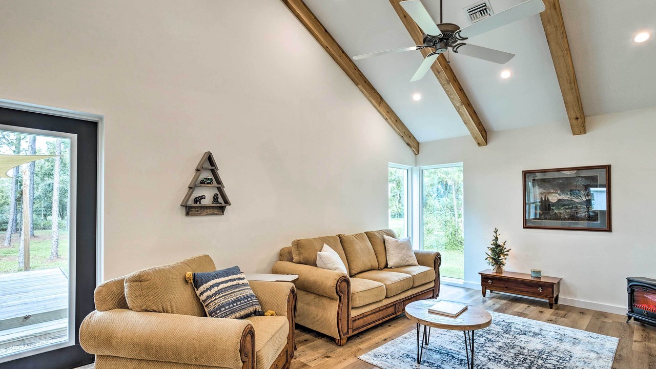 Photo of Livingroom in Palm City