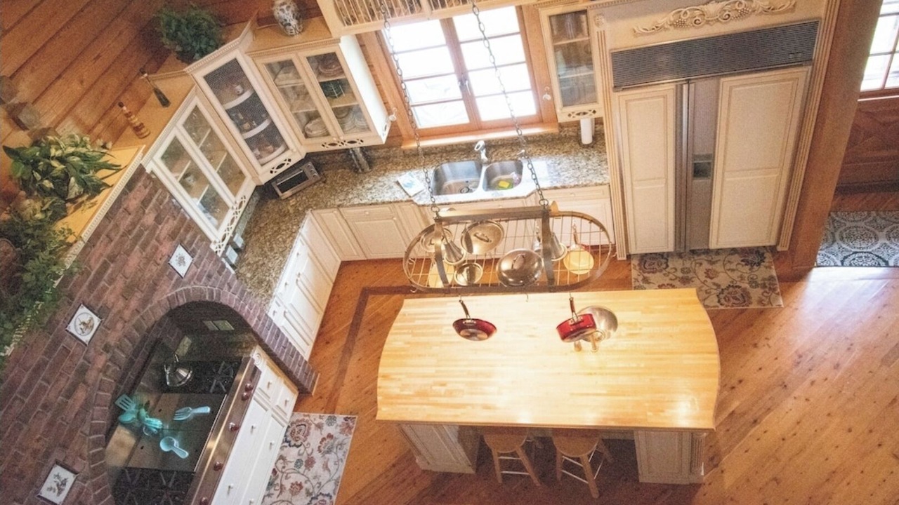 Photo of Kitchen in Astor