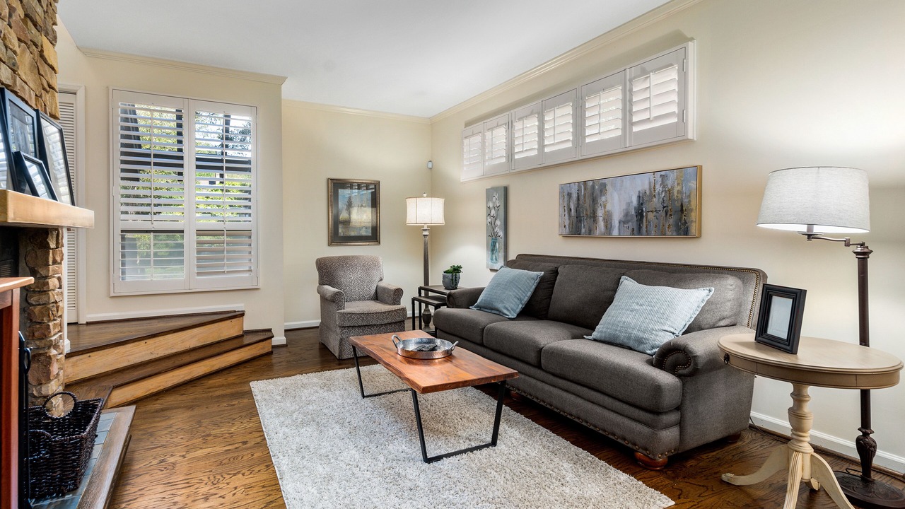 Photo of Livingroom in Crestline Heights