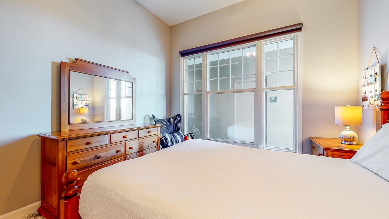 Photo of Bedroom in Upper Grand Lagoon