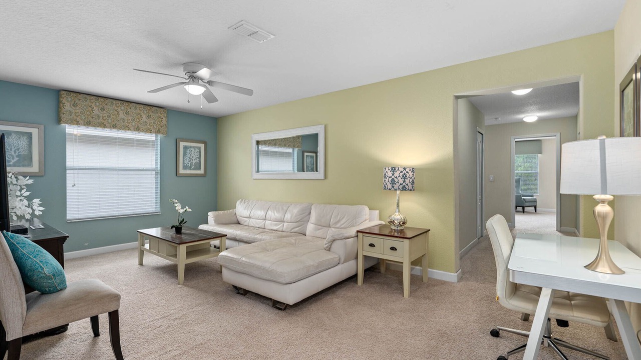 Photo of Livingroom in Lindfields