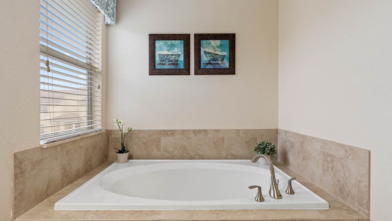Photo of Bathroom in Lindfields