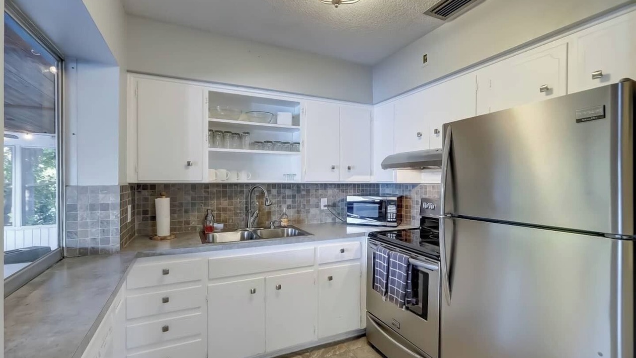 Photo of Kitchen in Middle River Terrace