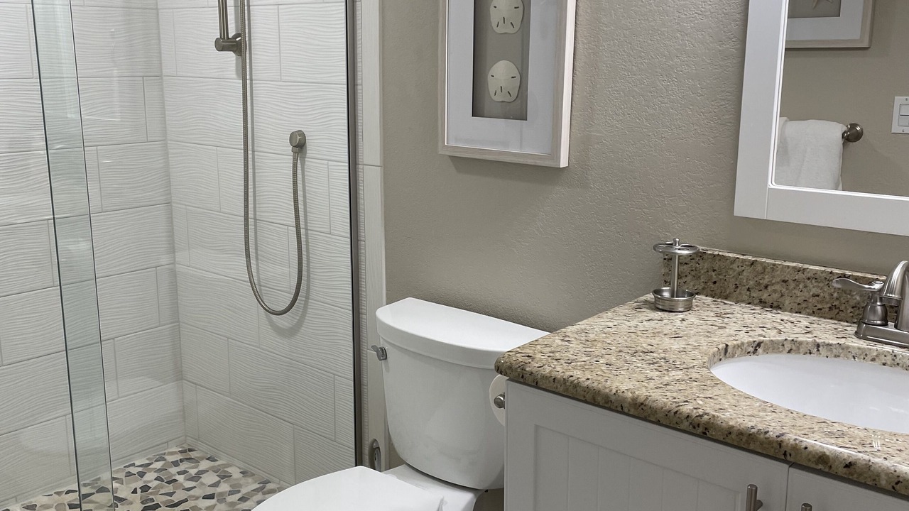 Photo of Bathroom in Port Orange