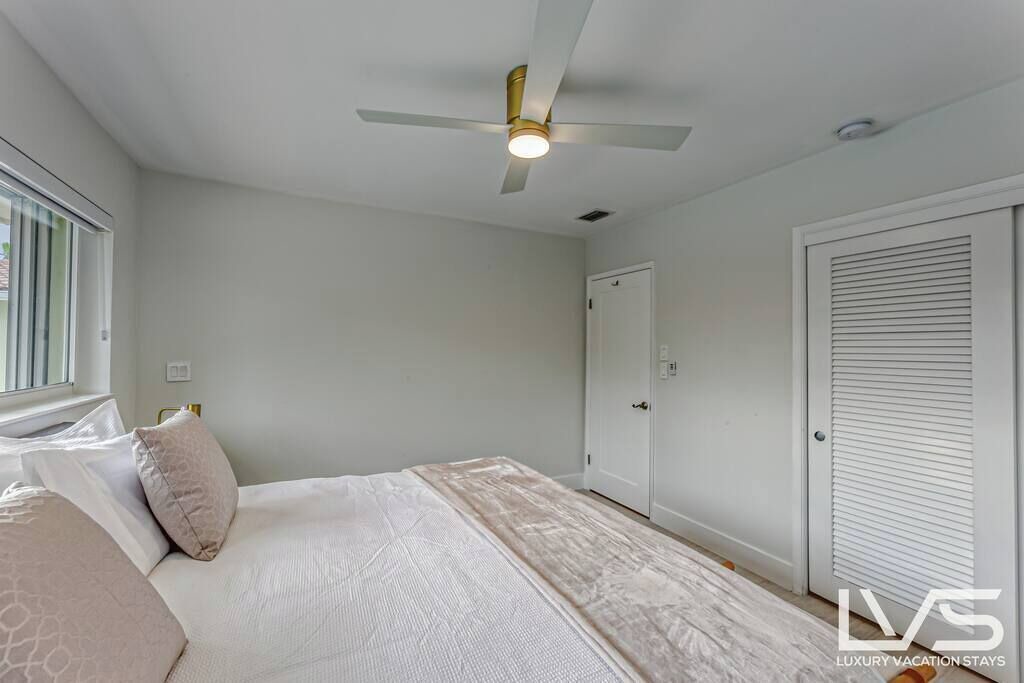 Photo of Bathroom in Survey Creek