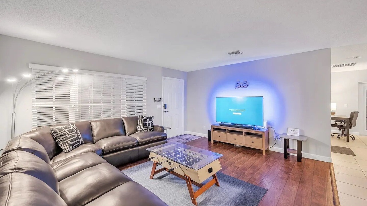 Photo of Livingroom in San Carlos Park