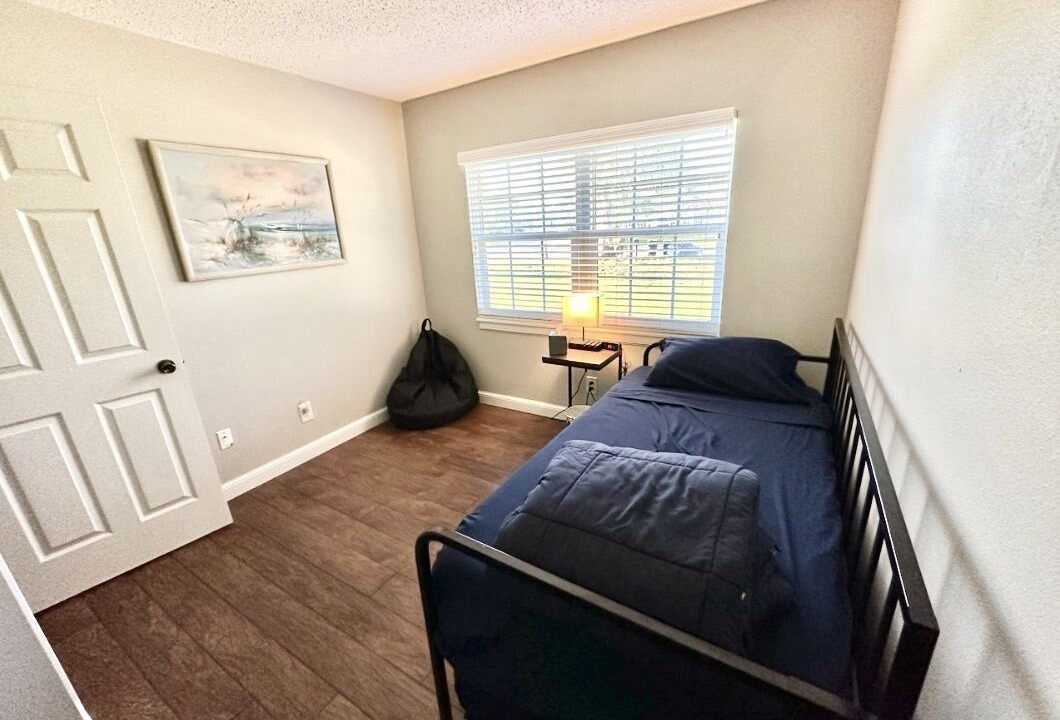 Photo of Bedroom in San Carlos Park