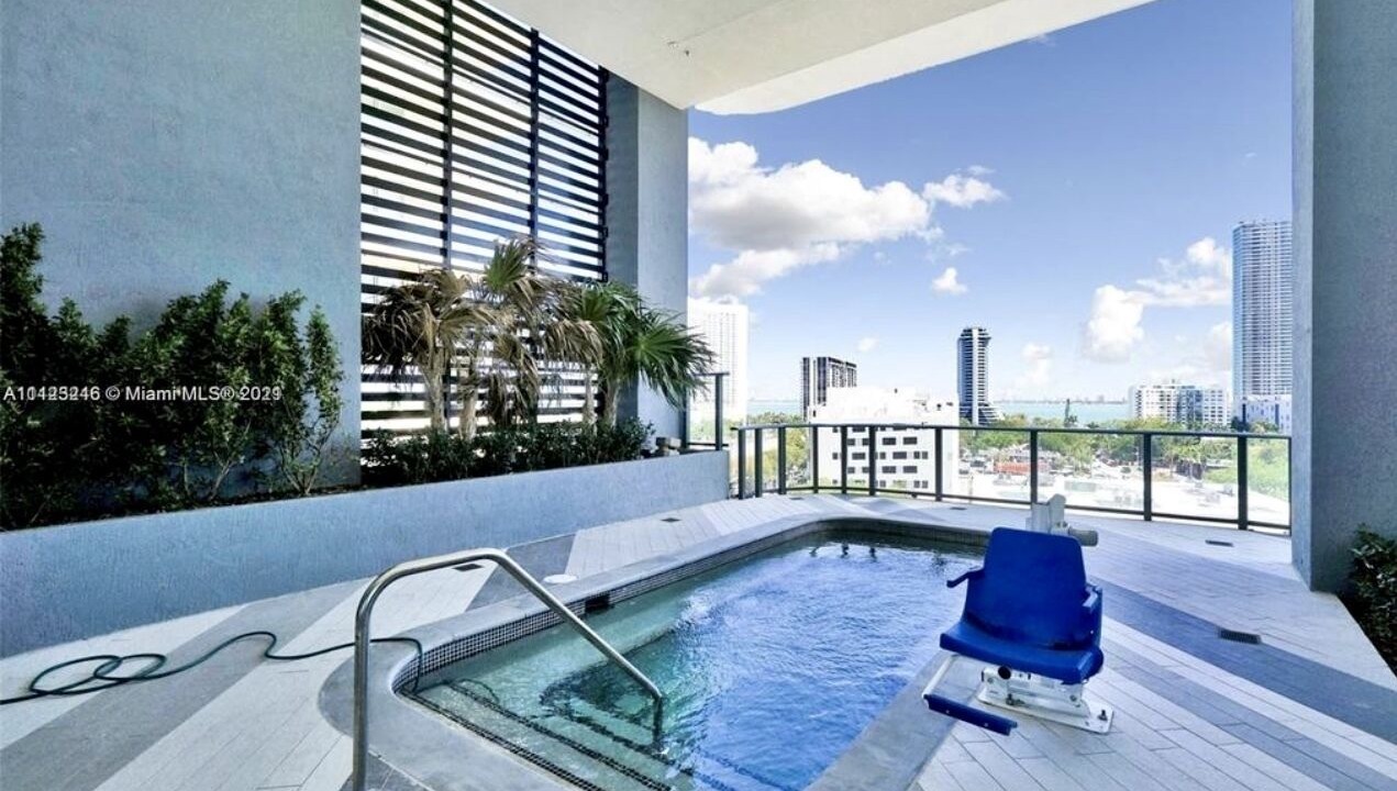 Photo of Outdoor in Midtown