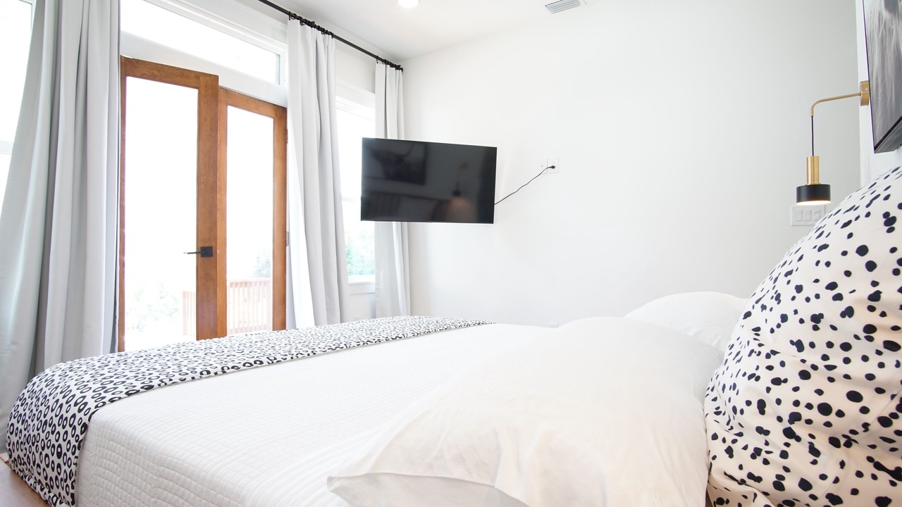 Photo of Bedroom in Urban Core