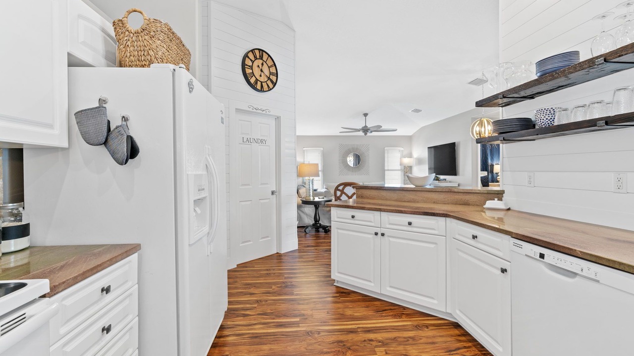 Photo of Kitchen in Sebastian Highlands