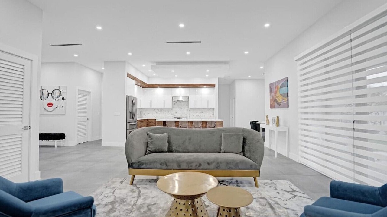 Photo of Livingroom in Sunset
