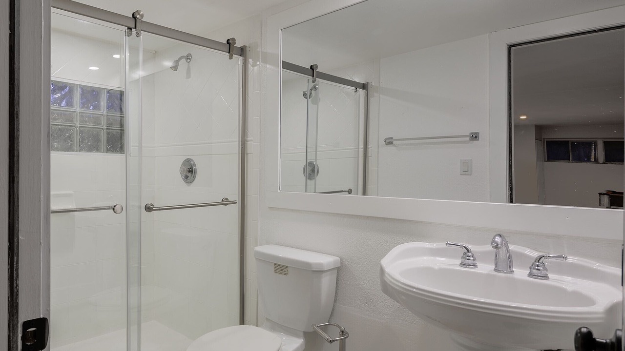 Photo of Bathroom in Lake Clarke Shores