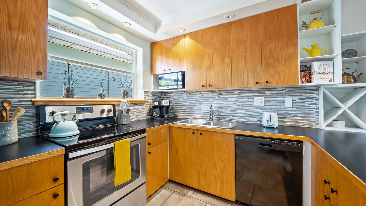 Photo of Kitchen in Snug Harbor Estates
