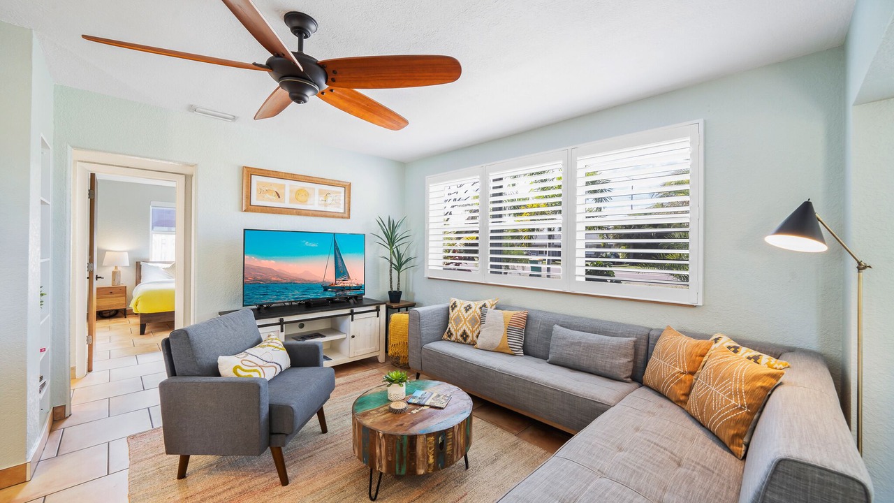 Photo of Livingroom in Snug Harbor Estates
