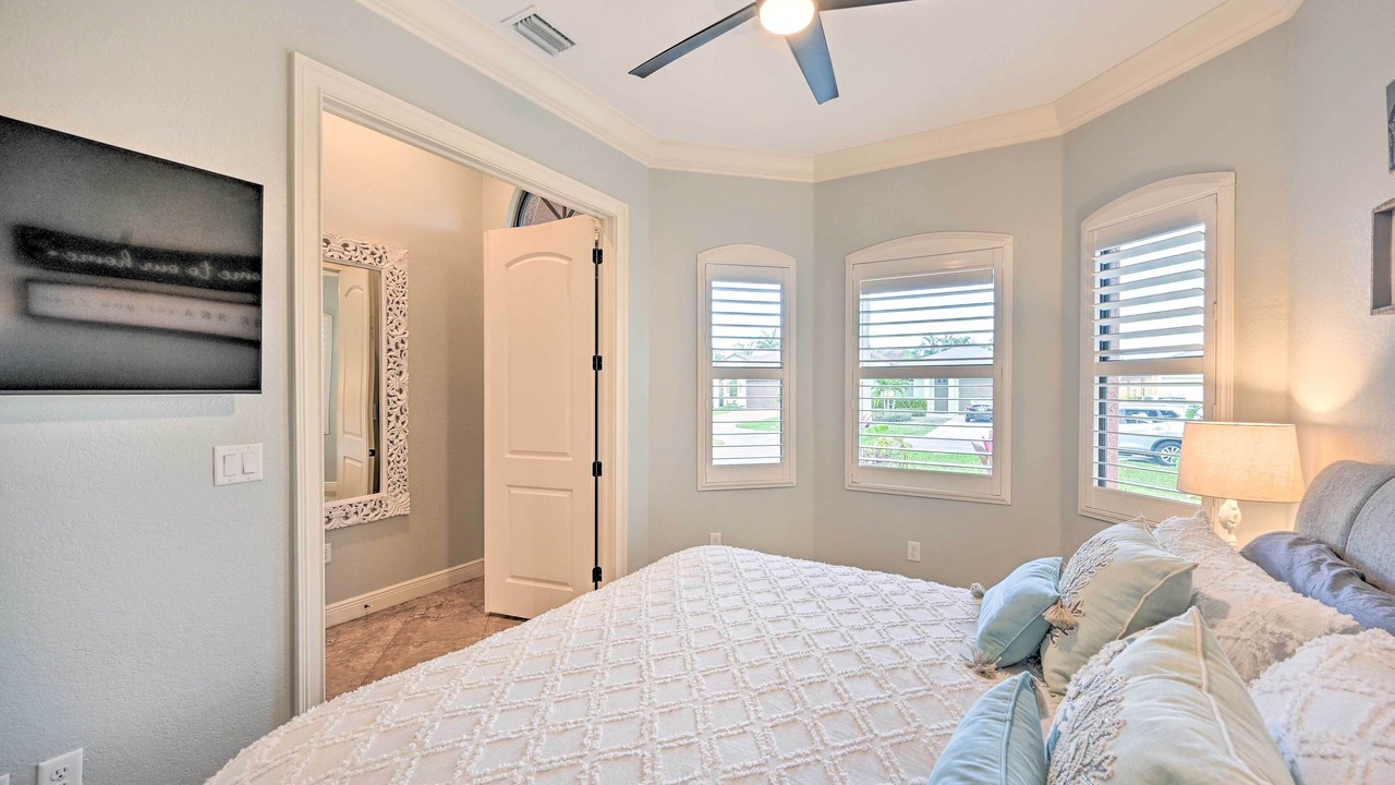 Photo of Bedroom in Naples Park