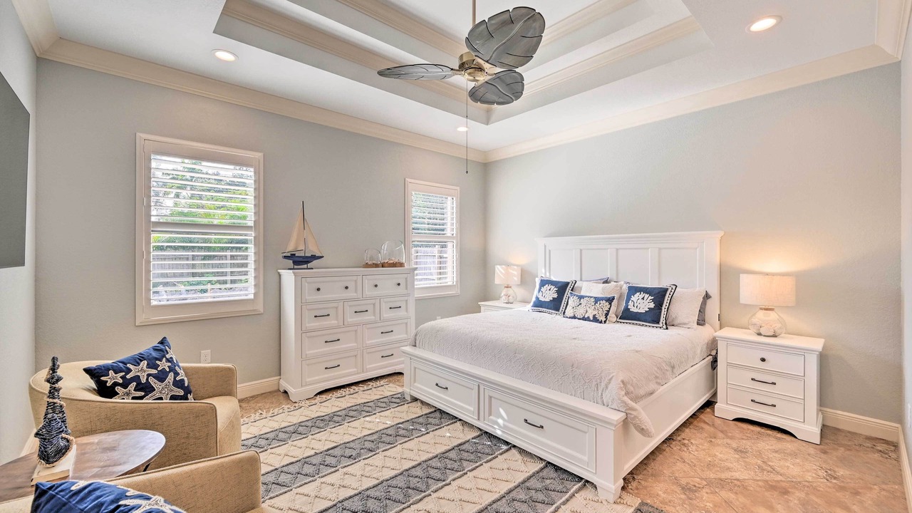 Photo of Bedroom in Naples Park