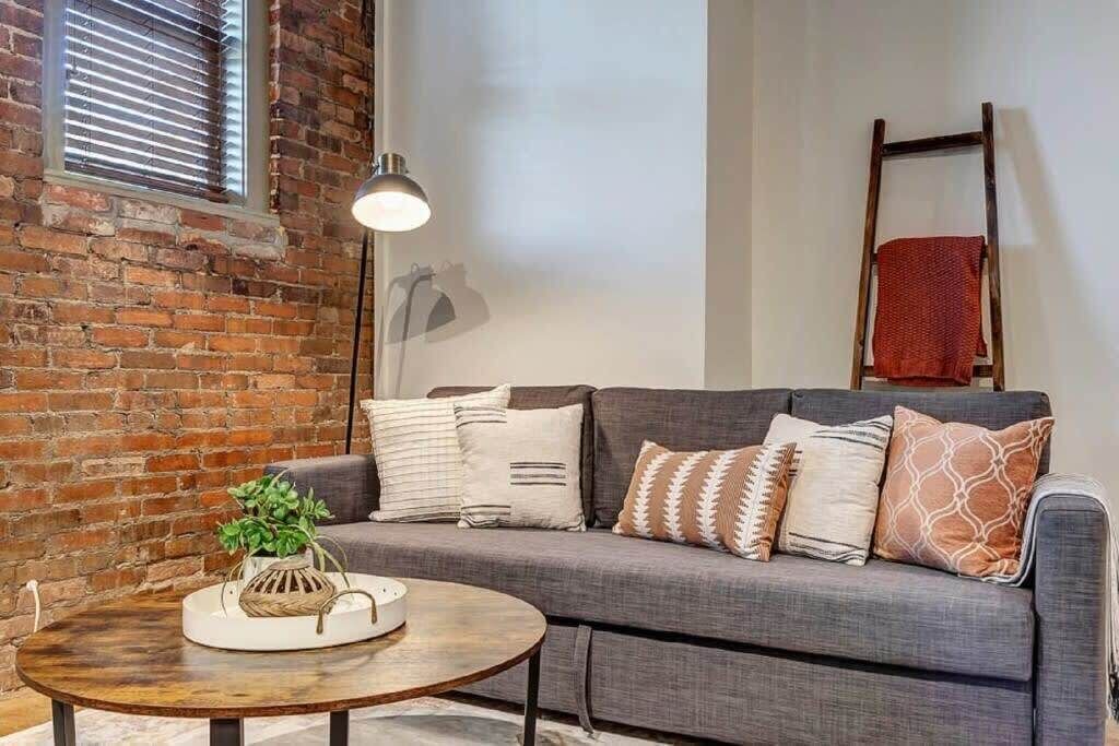 Photo of Livingroom in Springfield