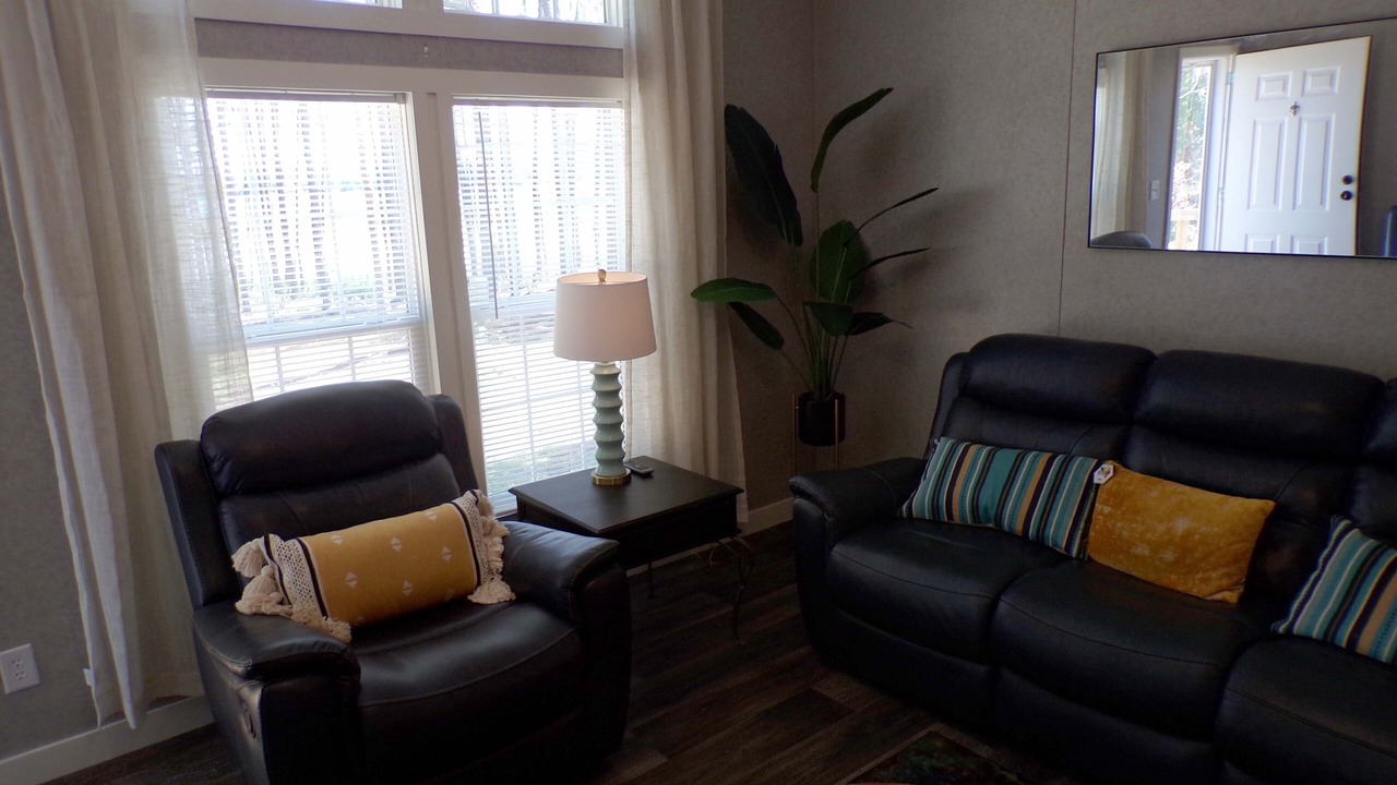 Photo of Livingroom in Edgar
