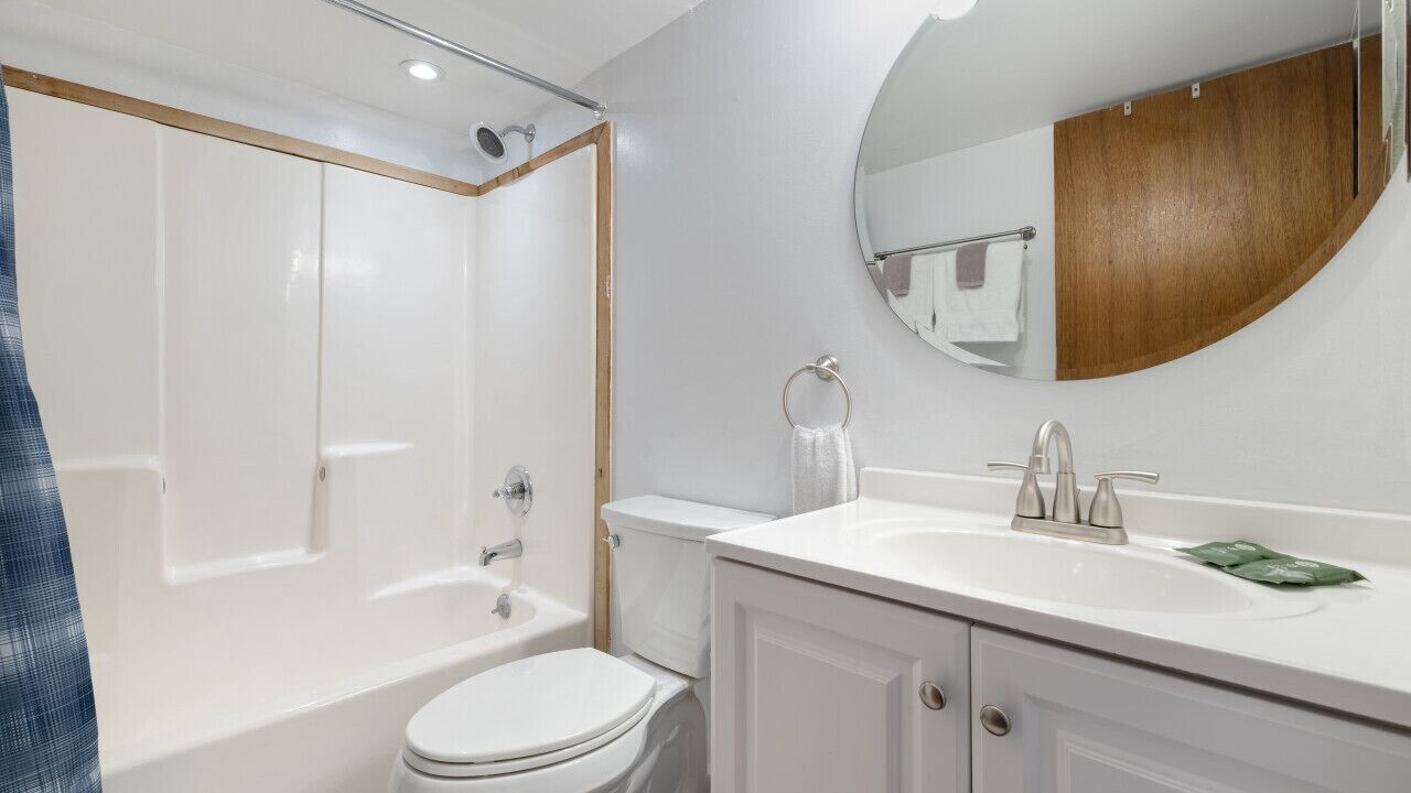 Photo of Bathroom in Cedar Key