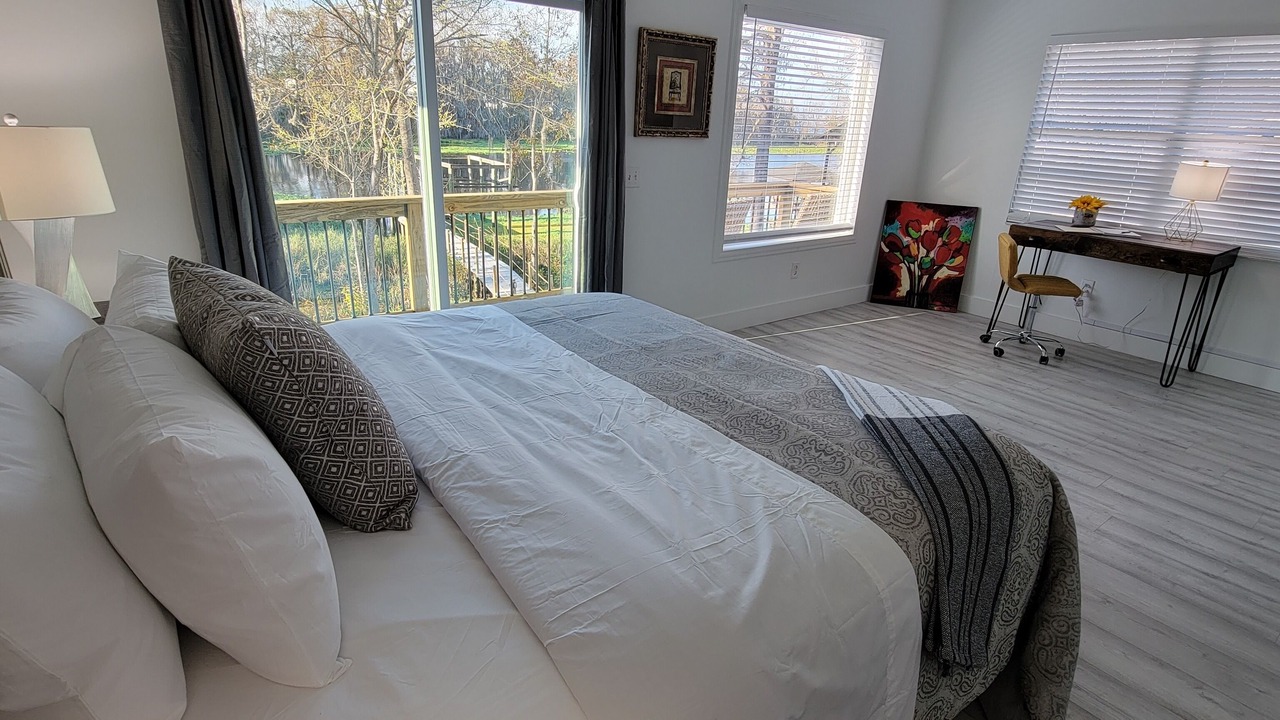 Photo of Bedroom in Green Cove Springs