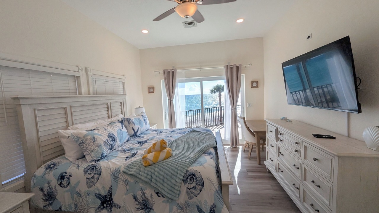 Photo of Bedroom in Englewood