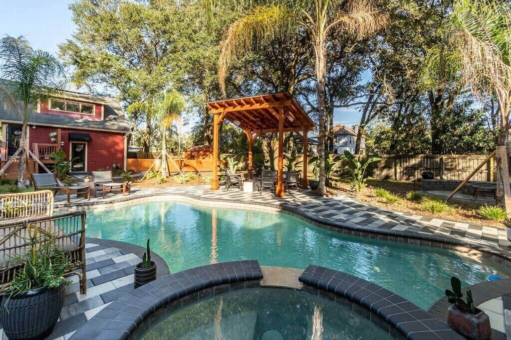 Photo of Outdoor in Urban Core