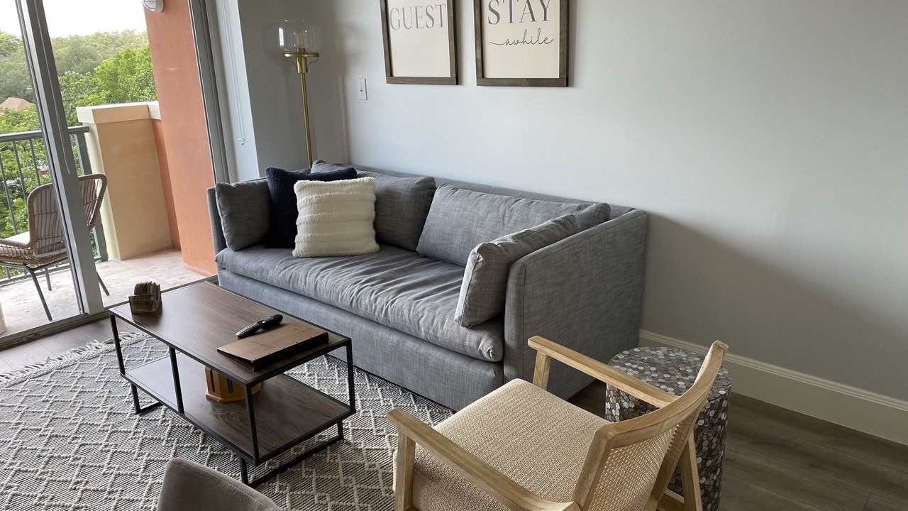 Photo of Livingroom in Coconut Grove