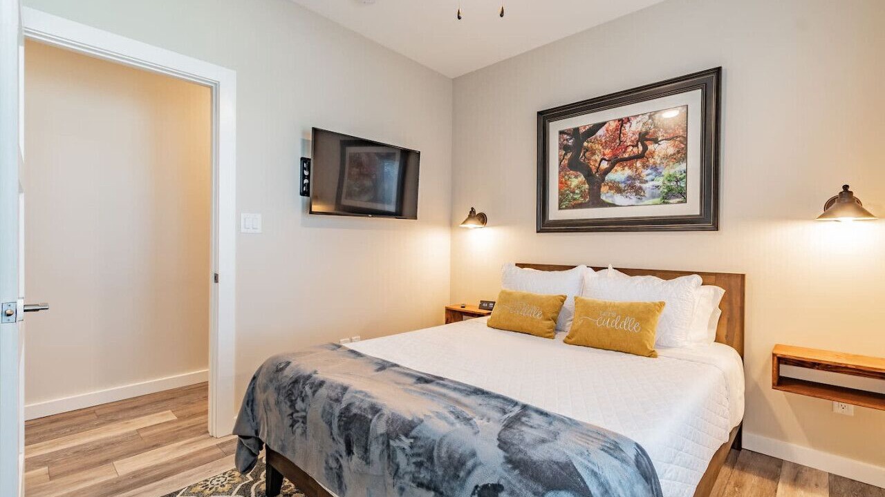 Photo of Bedroom in East Ybor