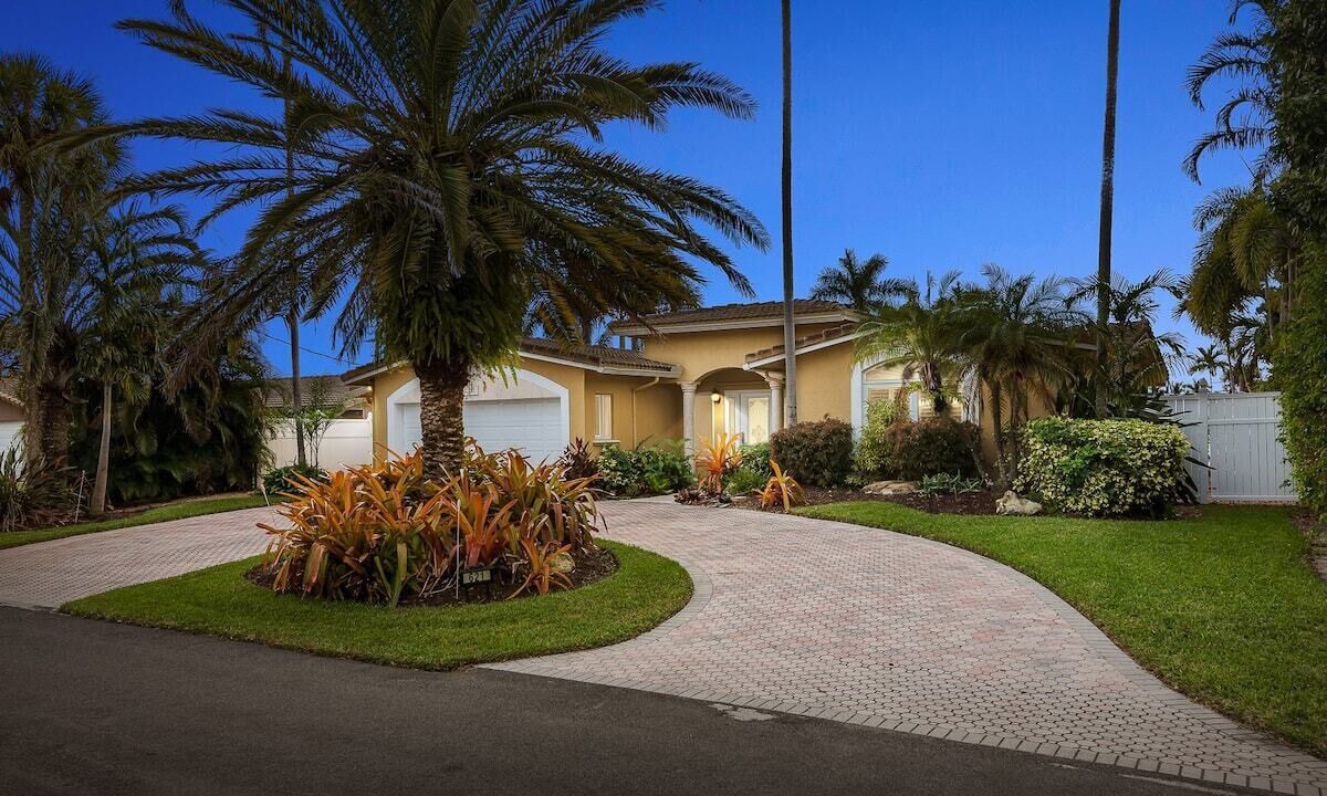 Photo of Others in Garden Isles