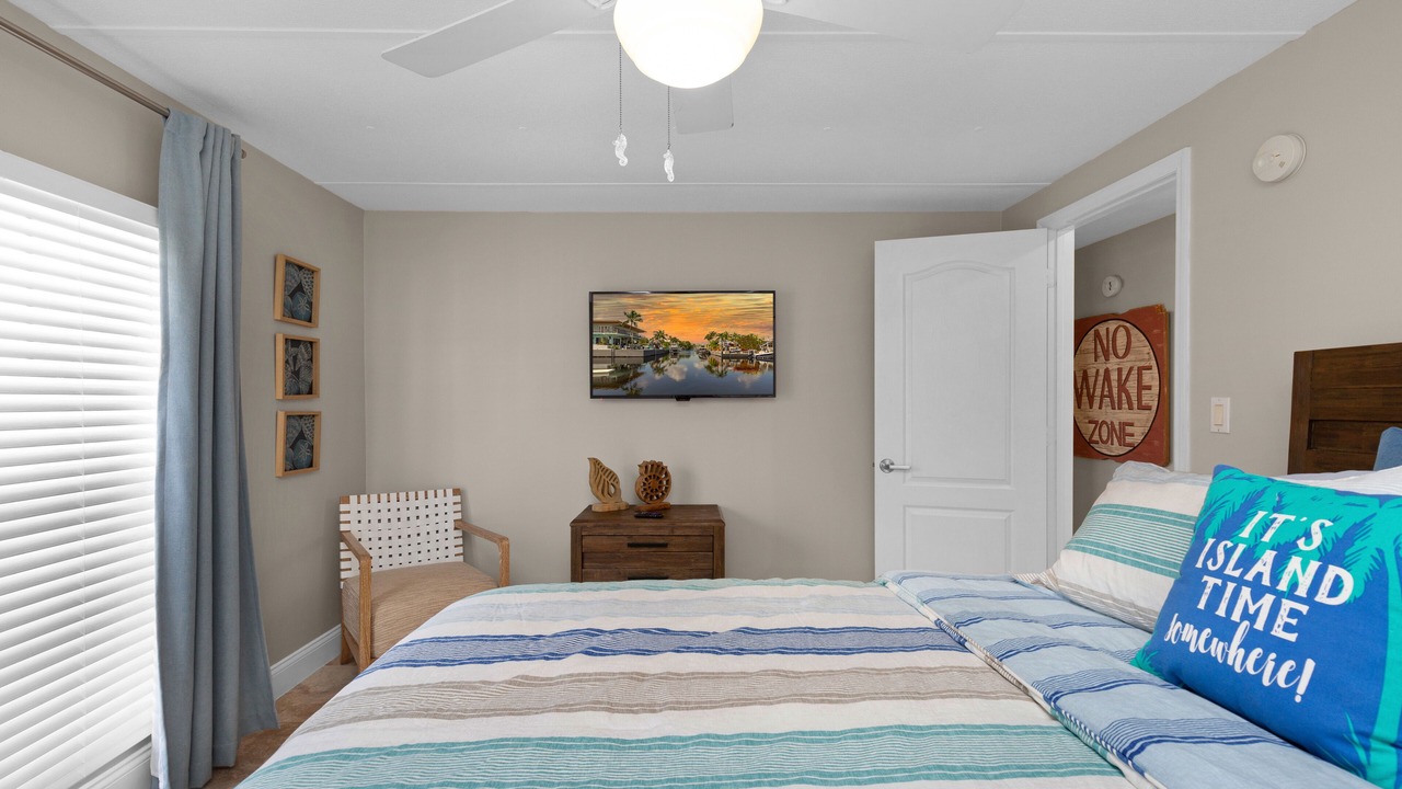 Photo of Bedroom in Cross Key Waterways