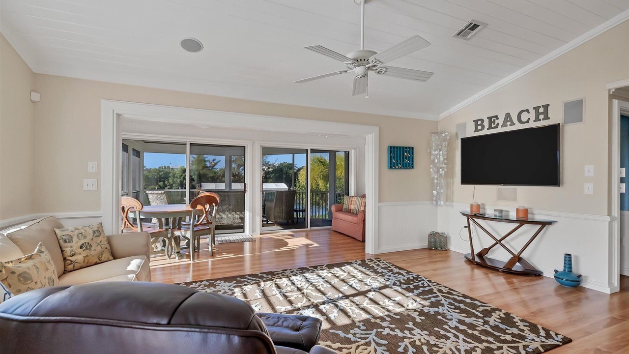 Photo of Bedroom in Cape Haze