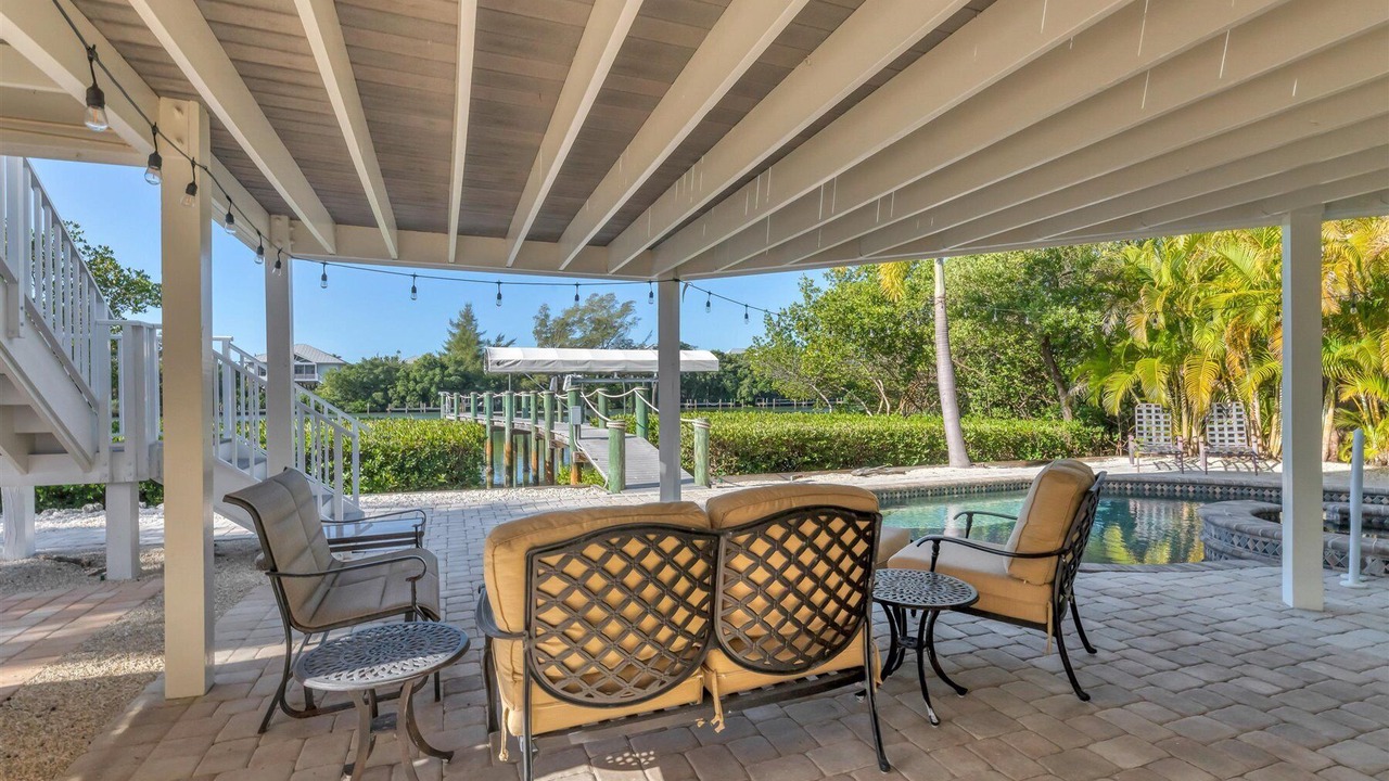 Photo of Patio Balcony in Cape Haze