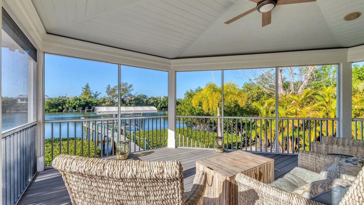 Photo of Patio Balcony in Cape Haze