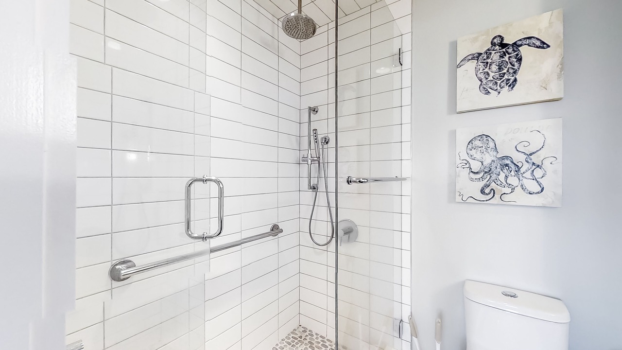 Photo of Bathroom in Fernandina Beach