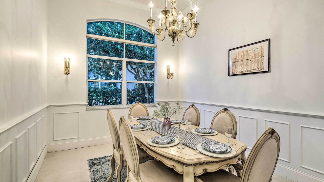 Photo of Bedroom in Miramar