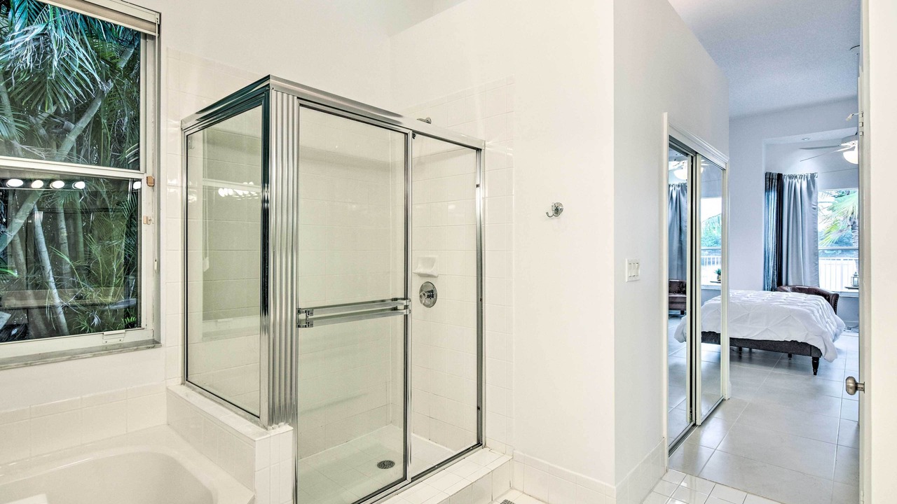 Photo of Bathroom in Miramar